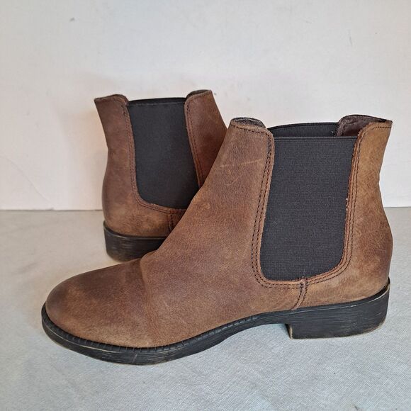 Coolway Distressed Chelsea Boots Women's Sz 6 Brown Faux Leather - Picture 5 of 11